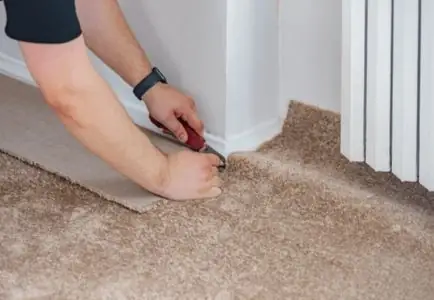 🏢 Commercial Carpet Repairs